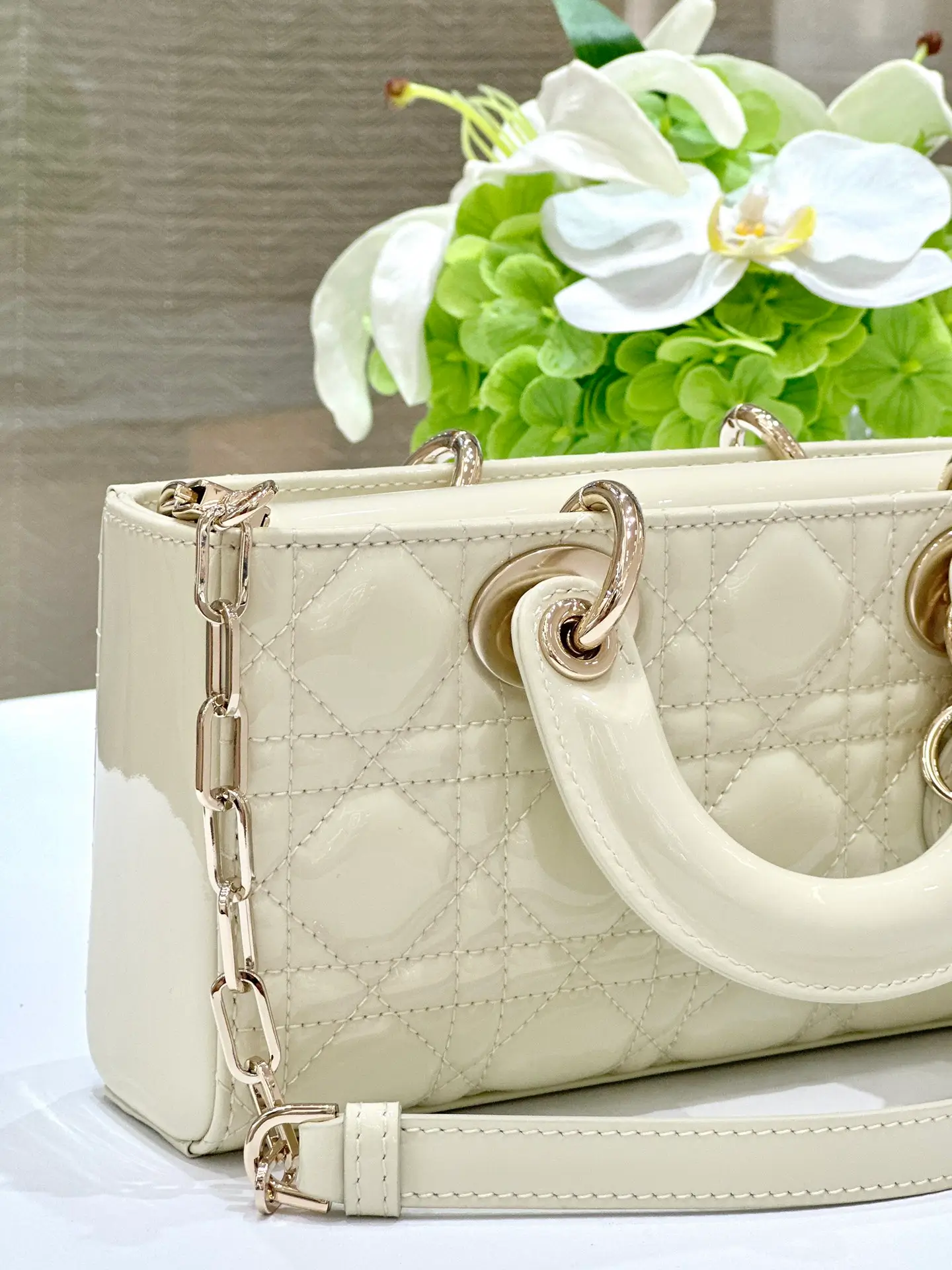Small Lady D-joy Bag - Image 4