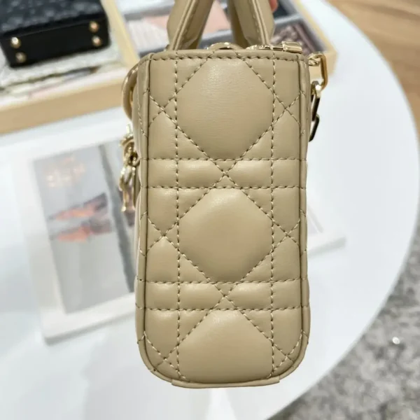 Small Lady D-joy Bag - Image 9