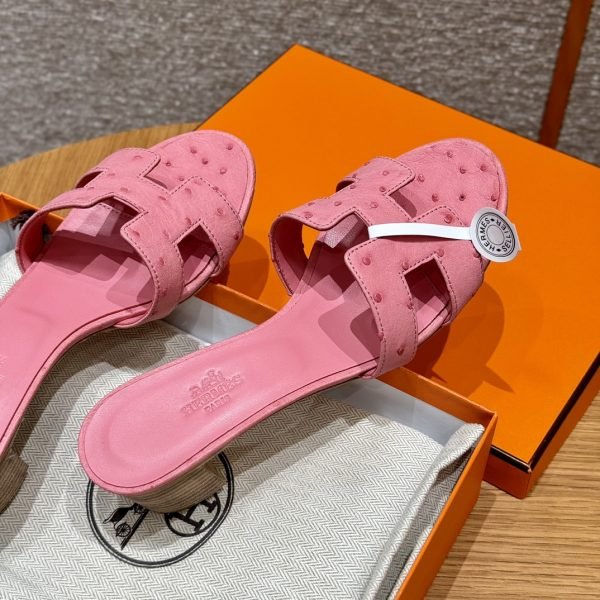 Oasis Sandal - Image 2