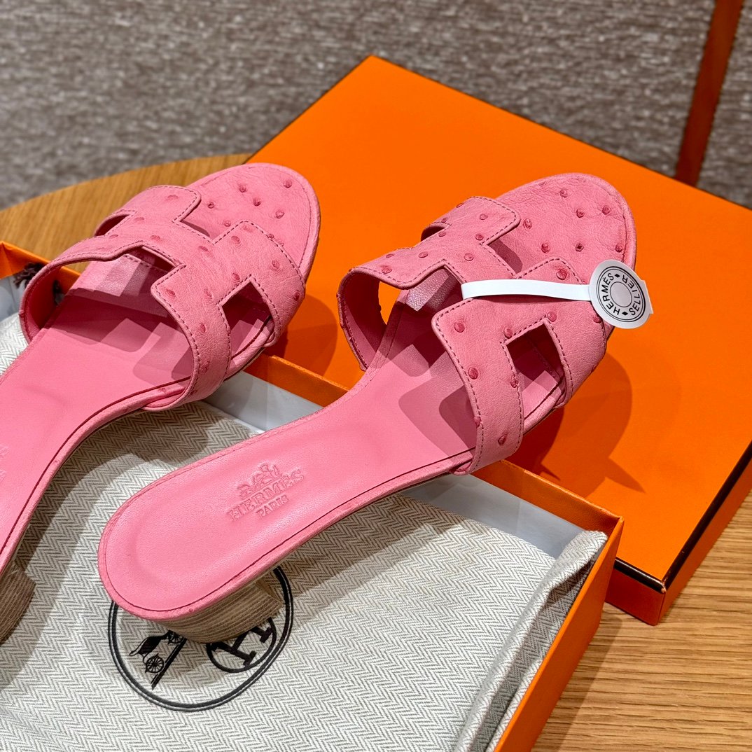 Oasis Sandal - Image 2
